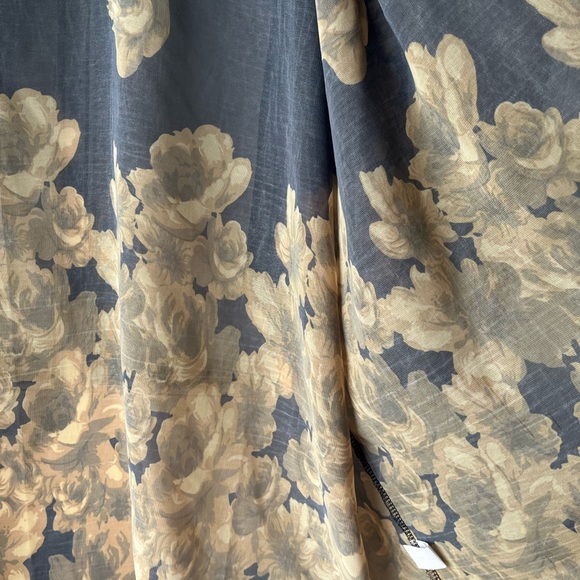 Yellow Rose Kimono - Picture 4 of 5